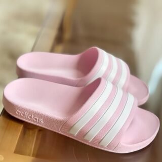 Chinelo Adilette Aqua Rosa adidas