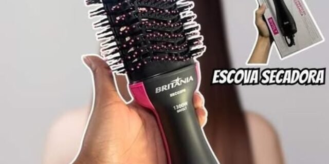 Escova Secadora Britânia BEC02PR Bivolt 4 em 1 1300W