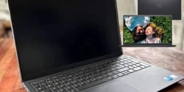 Notebook Dell Inspiron I15-I120K-U20P 15.6″ Full HD 12ª Geração Intel Core i5 8GB 256GB SSD Linux Preto