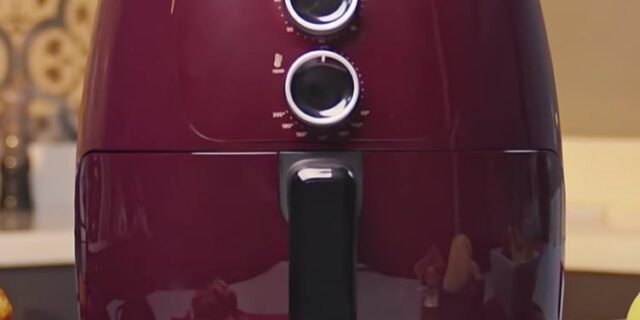 Fritadeira Elétrica Sem Óleo WAP Air Fryer 4L 1500W Vemelha 220V