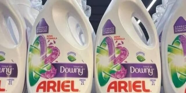 Lava Roupas Ariel Expert com Toque de Downy – 2L