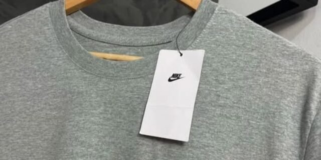 Camiseta Nike Sportswear Club Masculina