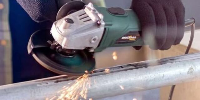 Britania Esmerilhadeira Britânia 12000Rpm 810W Bem01 110V