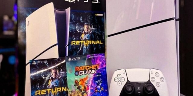 Console PlayStation 5 Midia Fisica Slim Branco 1TB Returnal e Ratchet e Clank