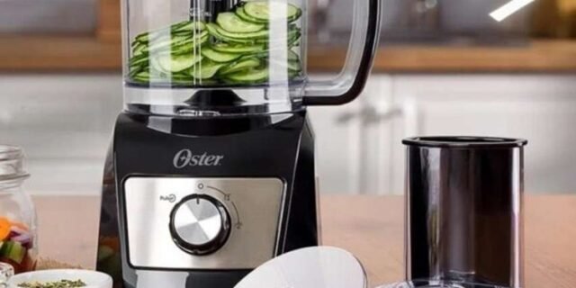 Oster Processador Compacto 3 em 1, 110V, Preto, 300W, OMPR670