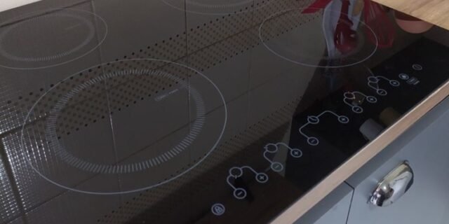 Cooktop de Indução Quatro Bocas Eos Eci04ep 220v