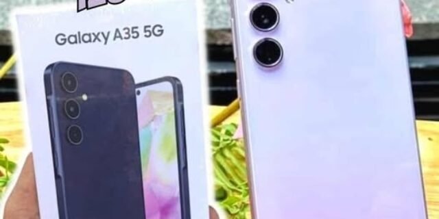 Smartphone Samsung Galaxy A35 128GB Azul Escuro 5G 6GB RAM 6,6″ Câm. Tripla + Selfie 13MP Dual Chip