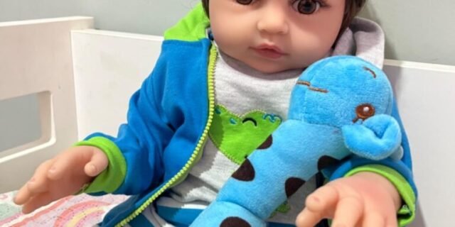 Brastoy Bebê Reborn Boneco Silicone Menino (48cm Girafinha Menino Boneco)