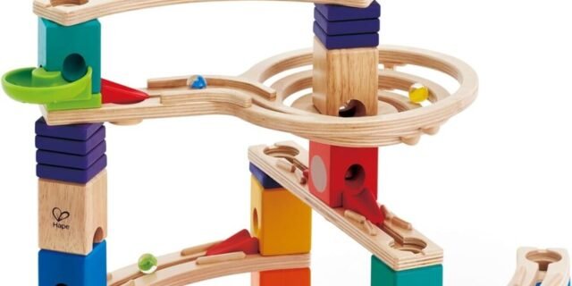 Hape – Corrida de Bolinhas Quadrilla 44 Peças Xalingo
