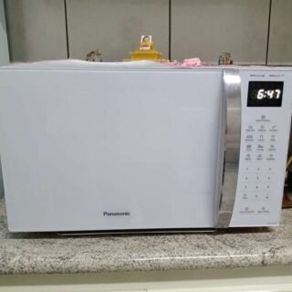 MICRO-ONDAS PANASONIC 34LT NN-ST65LWRUN 900W 127V BRANCO (AM)
