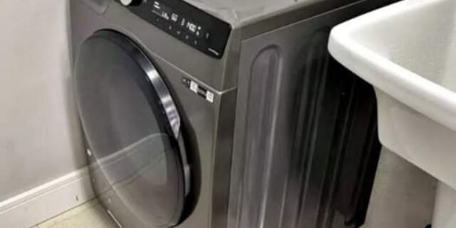 Lava & Seca 11 Kg Samsung SmartThings Inox Look com 12 Programas de Lavagem – 110V