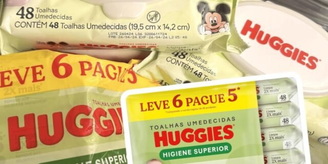 Lenços Huggies Higiene Superior Limpam 2x Mais com 288 unidades