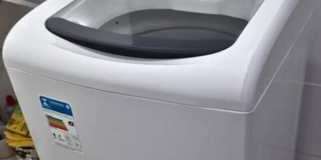 Lavadora de Roupas Consul 12kg 16 Programas de Lavagem Branca CWH12