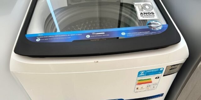 Lavadora de Roupas Midea 13kg Cesto Inox 13 Programas de Lavagem Branca Wave Agitator