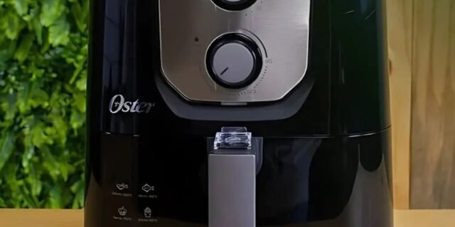 Air Fryer Oster Black Perform Preta com Timer 4,5L