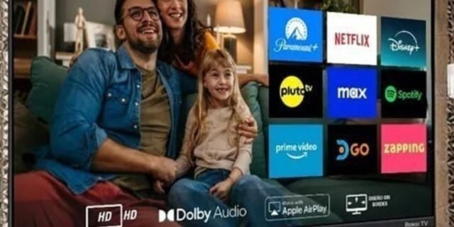 AOC, Smart TV, Roku, 32” HD, 32S5045/78G, com HDMI, USB, Wi-Fi, Conversor Digital