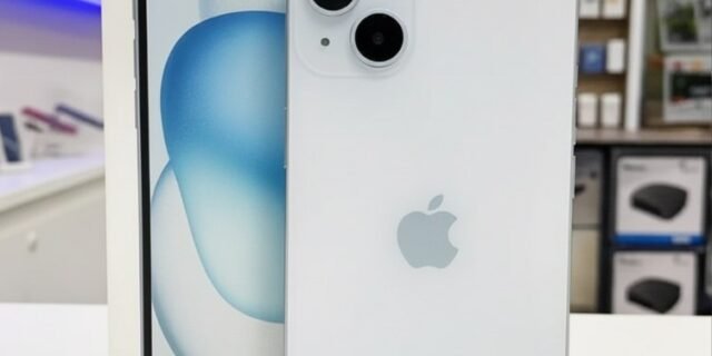 Apple iPhone 15 (128 Gb)