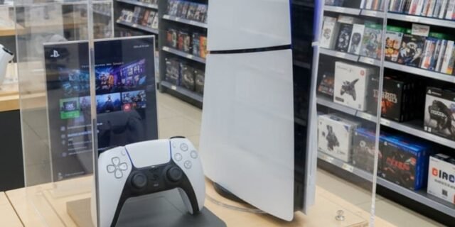 Console Playstation 5 Slim Edição Digital 825 Gb