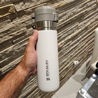Garrafa Térmica Quick Flip Stanley 710ml Go Bottle