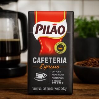 Café Pilão Torrado e Moído Cafeteria Espresso, Torra Forte, Embalagem a Vácuo com 500g