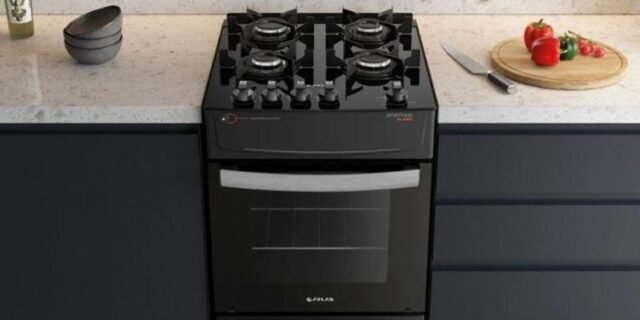 Fogão Atlas 4 Bocas preto Atenas Glass com Acendimento automático – Bivolt