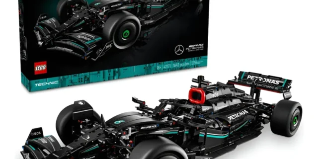 Lego Technic – Mercedes-amg F1 W14 E Performance – 42171 Quantidade de peças 1642 Versão do personagem Fórmula 1