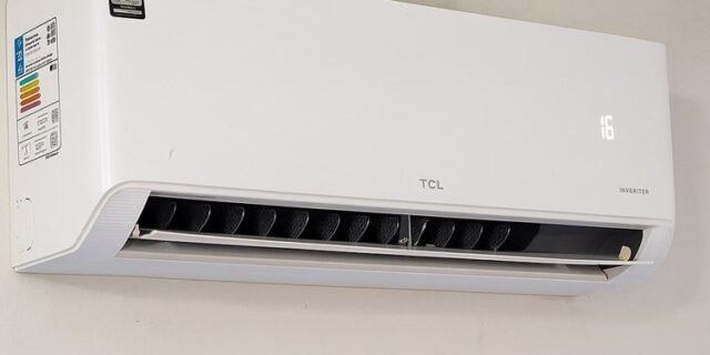 AR CONDICIONADO TCL SPLIT HI WALL ELITE INVERTER 9.000 BTUS TAC-09CSGV-INV 220V