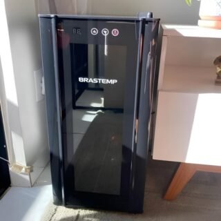 Adega Climatizada Brastemp 12 Garrafas com Painel Touch All Black BZC12 B Preto