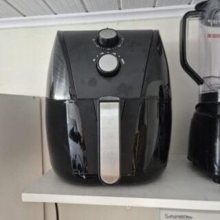 Air Fryer Britânia 5L Antiaderente Gold 1500W BAF45A 127V