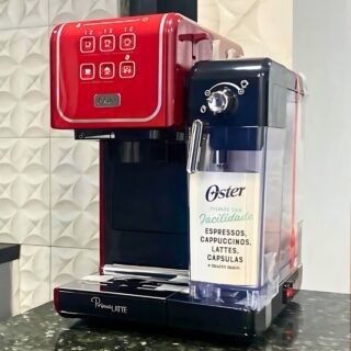 Cafeteira Espresso Oster PrimaLatte Touch Red – 220V