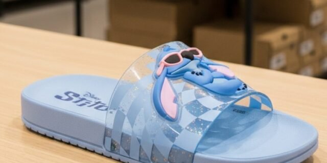 Chinelo Grendene Kids Disney Mania Plus- 23285