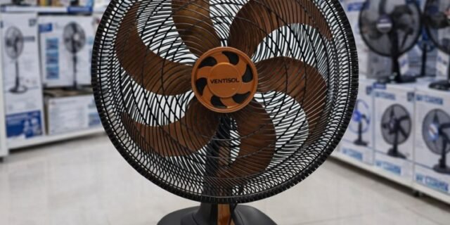 Ventisol Ventilador de Mesa Oscilante, Turbo, Bronze, 40cm, 127V