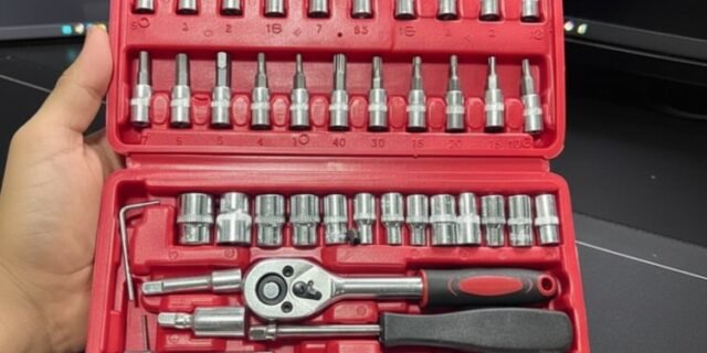 Kit Chaves Ferramentas Jogo Fenda Philips Catraca Soquete Allen 46 Peças com Maleta Completa Manual Ideal Mecânico Manutenção Casa Carro Profissional Resistente Portátil Compacto luztudo