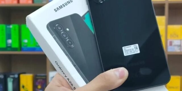 Smartphone Samsung Galaxy A26 5g 256gb, 8gb Ram, Câmera De 50mp, Ip67, Tela Super Amoled 6.7 , Nfc – Preto