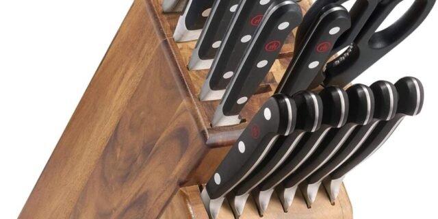 WÜSTHOF Classic 15-Piece Knife Block Set