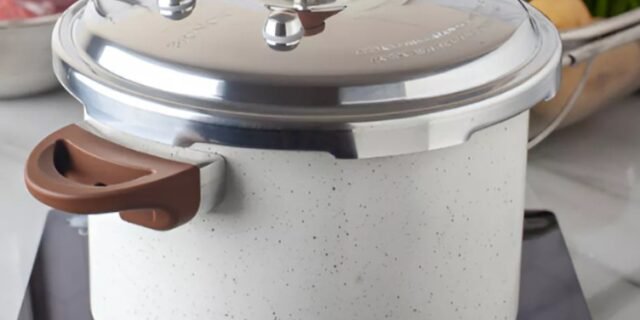 Brinox Pressure Panela de Pressão Revestimento Cerâmica Indução 4,2L cor Vanilla