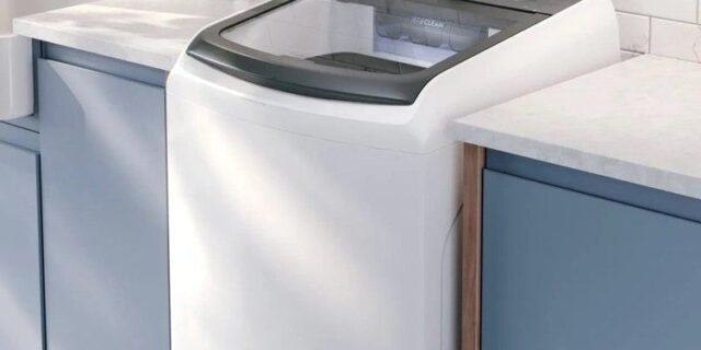 Máquina de Lavar Electrolux 14,5kg Branca Efficient Cesto Inox Jet&Clean 127v LEE15