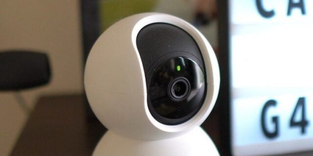 Câmera De Segurança Wi-fi Pan/tilt Tp-link Tapo Tc70 Full Hd