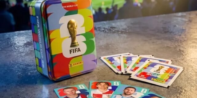 Kit 350 Figurinhas + Caixa Classic Copa Do Mundo 2026 Panini