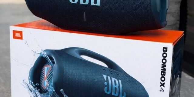 JBL, Caixa de Som, Boombox 4, Bluetooth, Som JBL Pro, AI Sound Boost, Graves Personalizáveis, Bateria de até 34h, IP68, Áudio Lossless – Preta