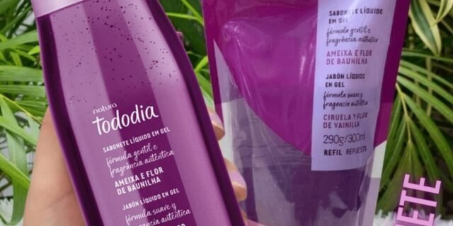 Kit Sabonete Líquido Gel Tododia Ameixa e Flor de Baunilha com Refil 2 un de 300 ml
