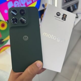 Smartphone Motorola Moto G77 5g – 256gb 24gb (8gb Ram + 16gb Ram Boost) Camera 108mp Ultra-pixel, Tela 1.5k Extreme Amoled 120hz, Ultrarresistente – Verde-escuro