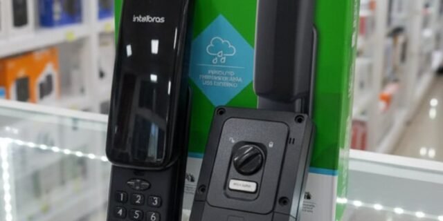 Fechadura Digital Para Uso Interno e Externo FR 10 Preto Intelbras