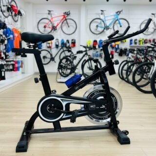 Bicicleta Spinning WCT Fitness Ergométrica 6Kg Aço Preto