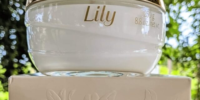 Creme Acetinado Hidratante Corporal Lily O Boticário 250g