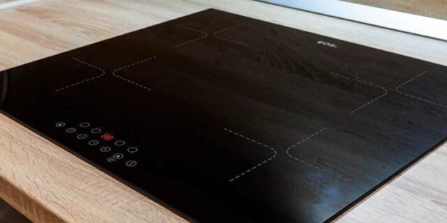 Cooktop de Indução 4 Bocas Eos com Painel Touch Preto 7200w Eci04ep3 220v