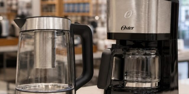 Kit Chaleira Elétrica Oster Tea e Cafeteira Inox Compacta – 220V