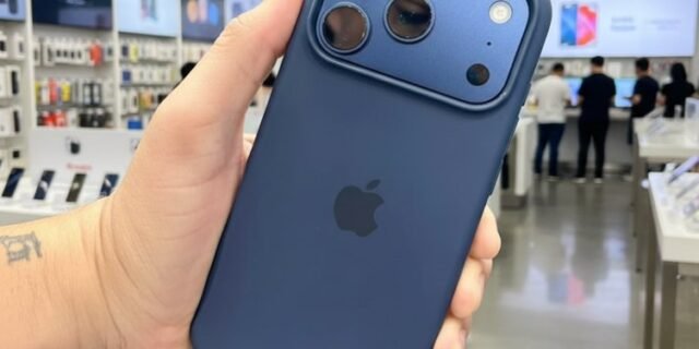 Apple iPhone 17 Pro Max (256 GB) – Azul intenso