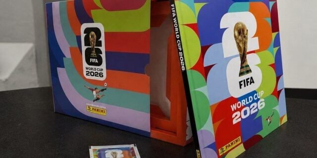 Box Gaveta Álbum de Figurinhas Capa Dura (Colorido) Copa do Mundo FIFA 2026 EUA com 60 Pacotes de Figurinhas Panini