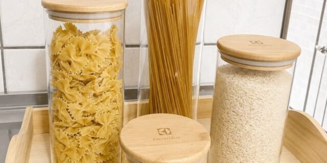 Electrolux Kit 4 Potes de Vidro Herméticos Porta-Mantimentos com Tampa de Bambu, Tampa Vedação de Silicone